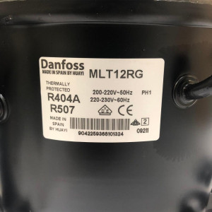 Danfoss MLT12RG 1/2HP Compatible con R404A, Compresor Fraccionario de Refrigeracion HMBP 220/1/50 230/1/60 (V/Ph/Hz) 123B2532