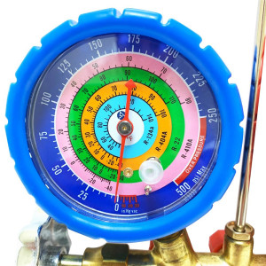 Appli Parts APMG-A3B36 Manometro R134,R22,R404,R410, Escala Presion psi, Escala Temperatura Fahrenheit, Cuerpo de Laton, Incluye adaptor 5/16 SAE a 1/4 SAE y Juego de Mangueras 90 cm 1/4 SAE