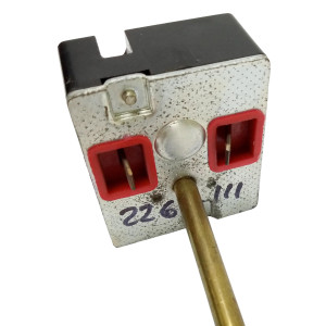 Termostato Calentador de agua T105 TR/77 16AMP 250V 270mm temp 20 + 80C (Italiano)  Termostato Calentador de agua T105 TR/77 16AMP 250V 270mm temp 20 + 80C (Italiano)